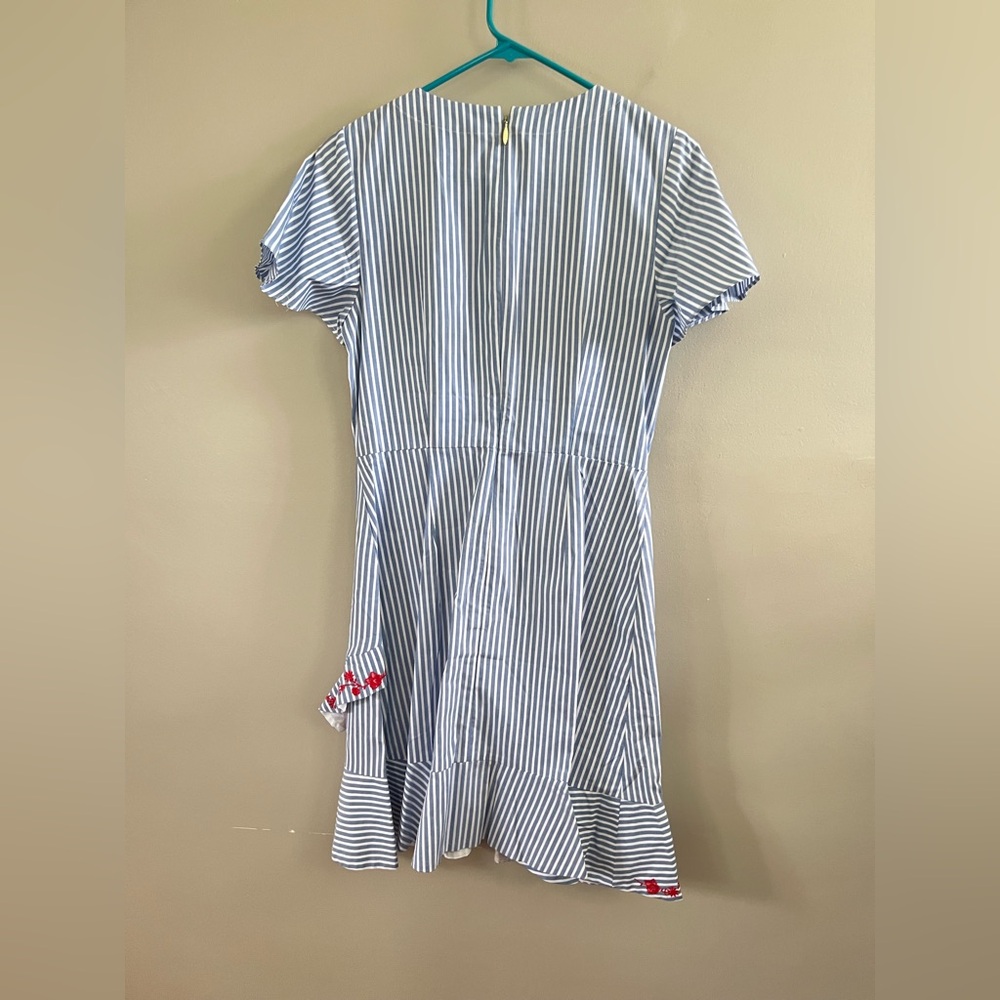 Draper James Embroidered Faux Wrap Dress Blue White Stripes Ruffle Size 6‎ - Picture 3 of 7